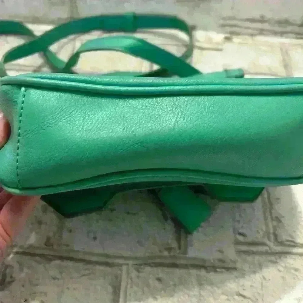 Danielle Nicole Vegan Faux Leather Mint Green Crossbody Bag Purse - Picture 4 of 8